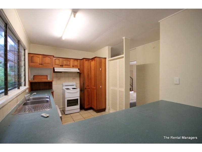 13 Sallows Street, Pallarenda QLD 4810