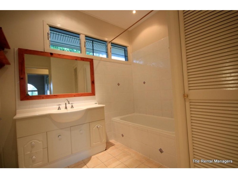 13 Sallows Street, Pallarenda QLD 4810