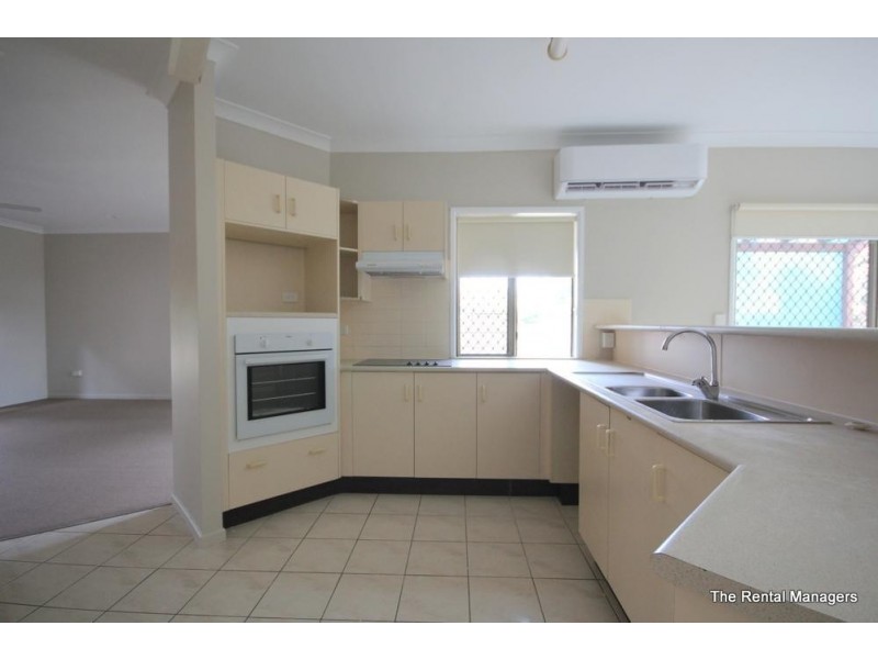 1 Moffat Street, Kirwan QLD 4817