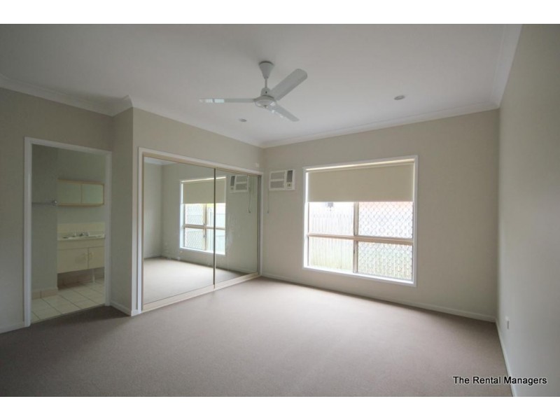 1 Moffat Street, Kirwan QLD 4817