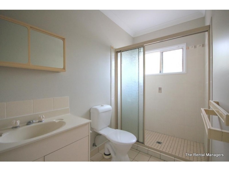 1 Moffat Street, Kirwan QLD 4817