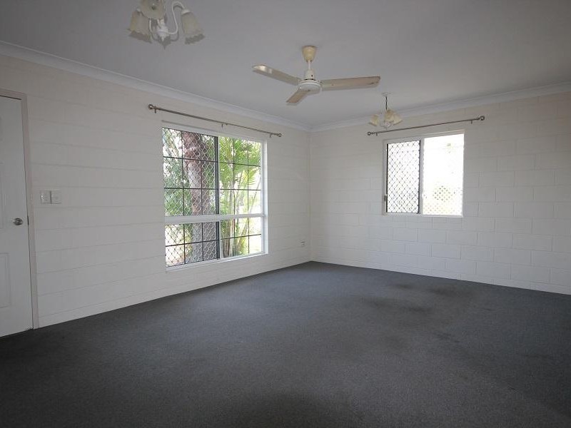 3 Newsholme Avenue, Deeragun QLD 4818