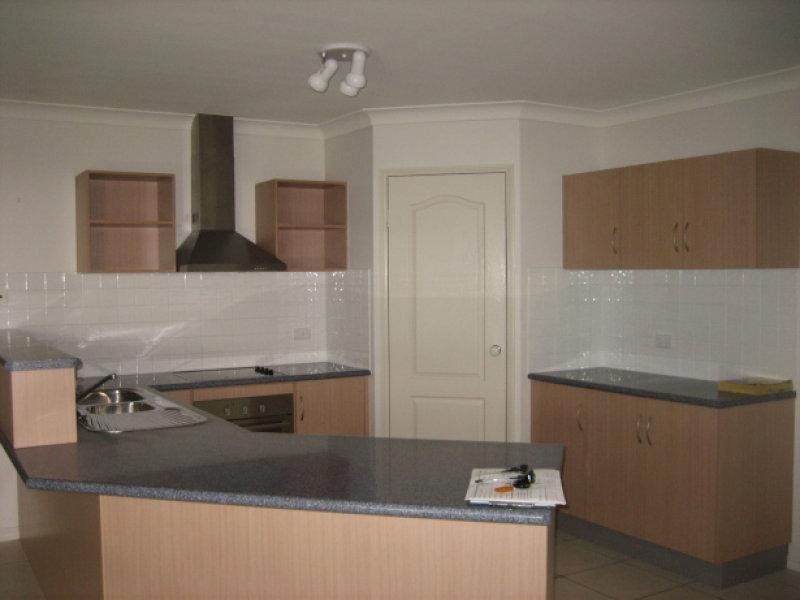 38 Donostia Crescent, Bushland Beach QLD 4818