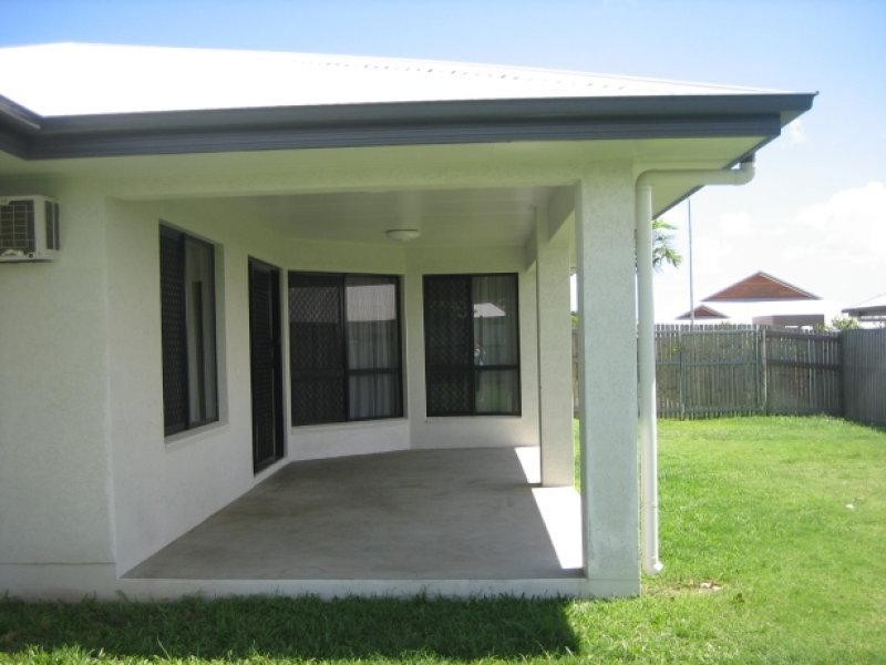 38 Donostia Crescent, Bushland Beach QLD 4818