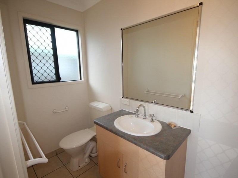 13 Gernika Court, Bushland Beach QLD 4818