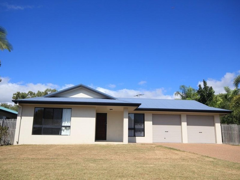 13 Gernika Court, Bushland Beach QLD 4818