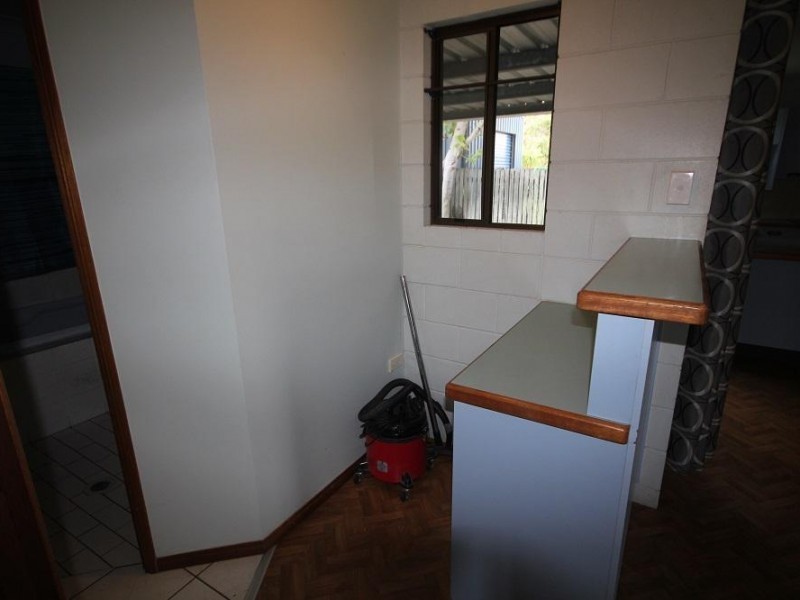 8 Deloraine Street, Kirwan QLD 4817