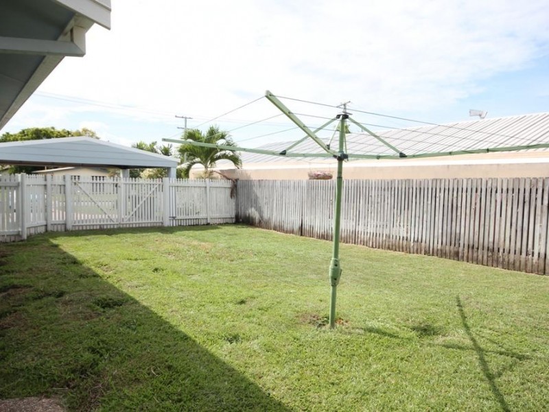 8 Deloraine Street, Kirwan QLD 4817