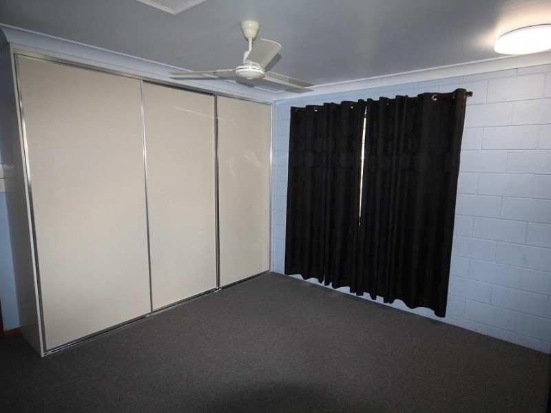 8 Deloraine Street, Kirwan QLD 4817