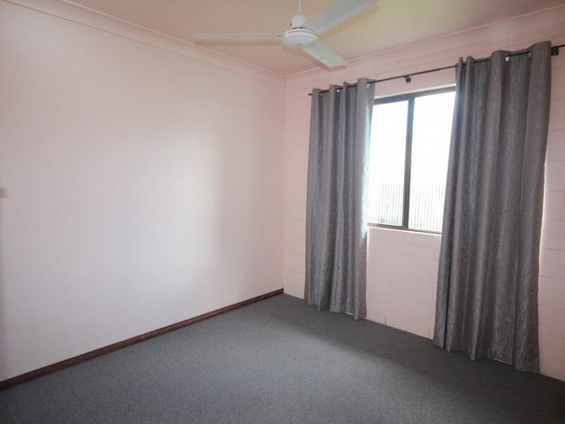 8 Deloraine Street, Kirwan QLD 4817