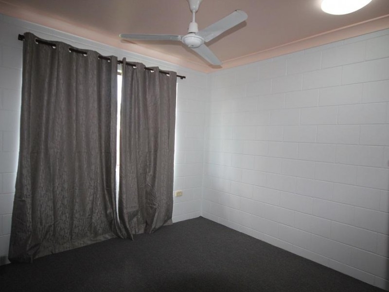 8 Deloraine Street, Kirwan QLD 4817