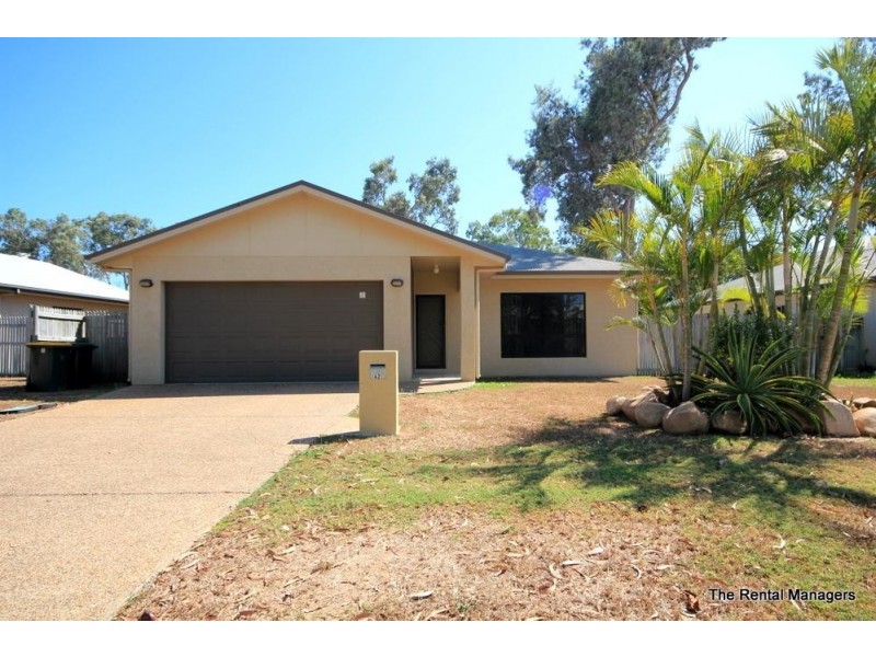 42 Seabrook Circuit, Bushland Beach QLD 4818