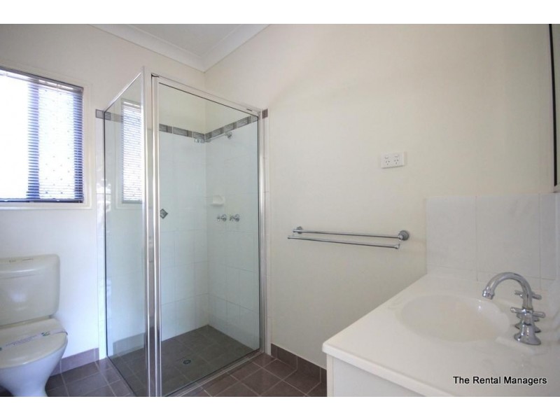 42 Seabrook Circuit, Bushland Beach QLD 4818