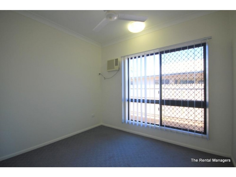 42 Seabrook Circuit, Bushland Beach QLD 4818