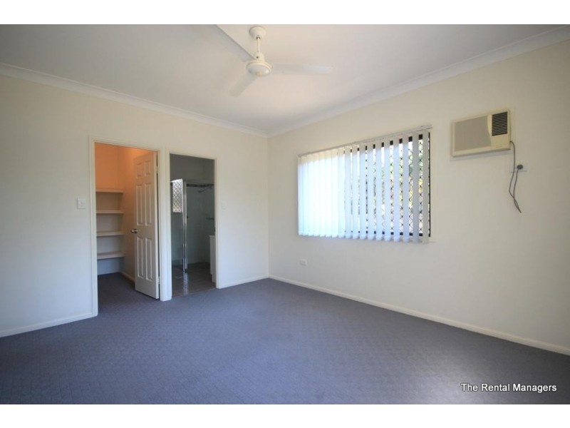 42 Seabrook Circuit, Bushland Beach QLD 4818