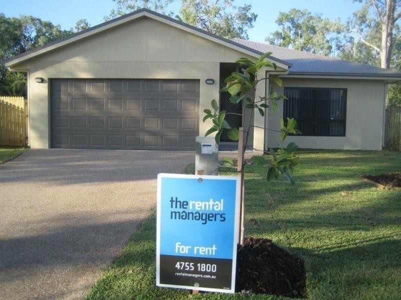 Bushland Beach QLD 4818