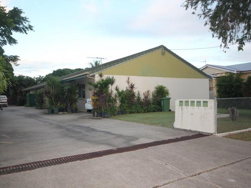 3/104 Railway Avenue, Railway Estate QLD 4810