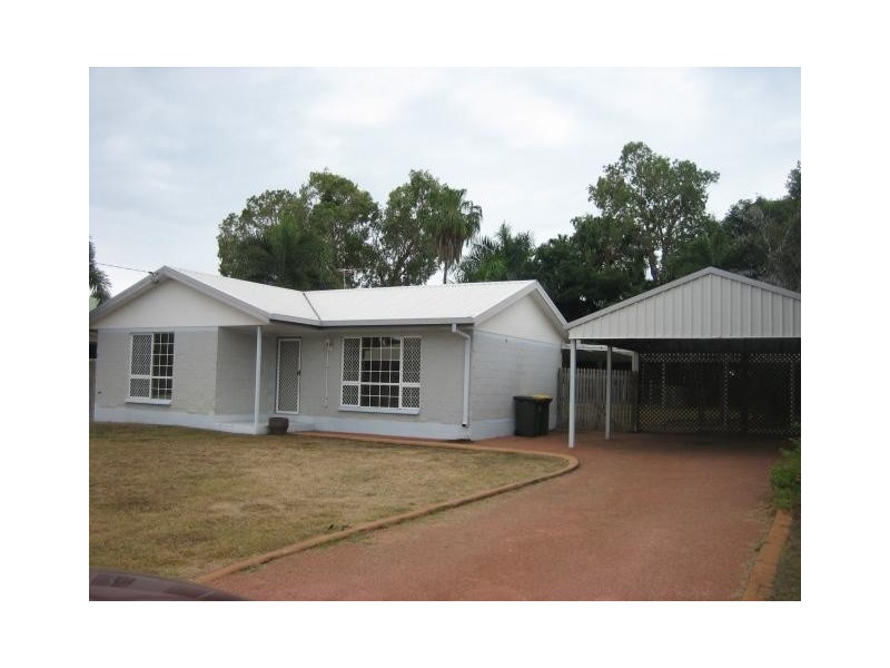 24 Mostyn Crescent, Bushland Beach QLD 4818