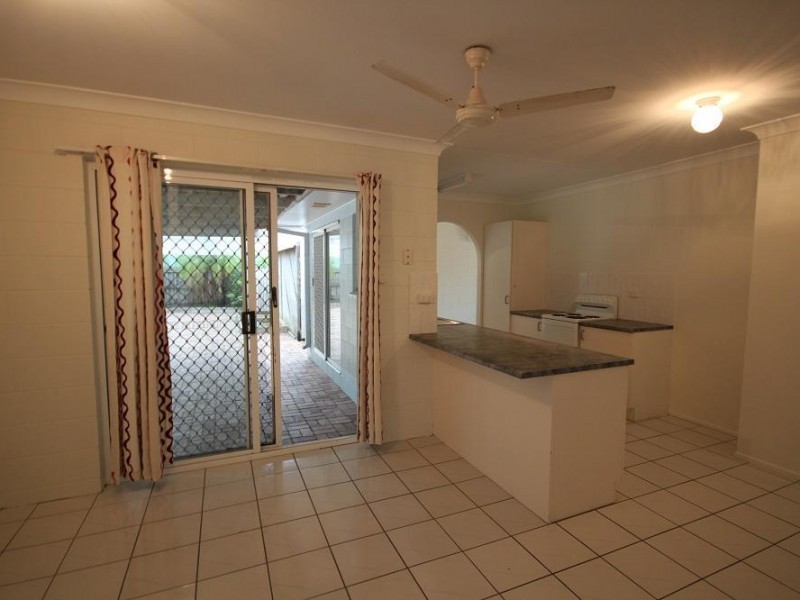 24 Mostyn Crescent, Bushland Beach QLD 4818