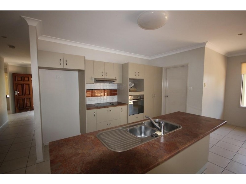 20 Woodwark Drive, Bushland Beach QLD 4818