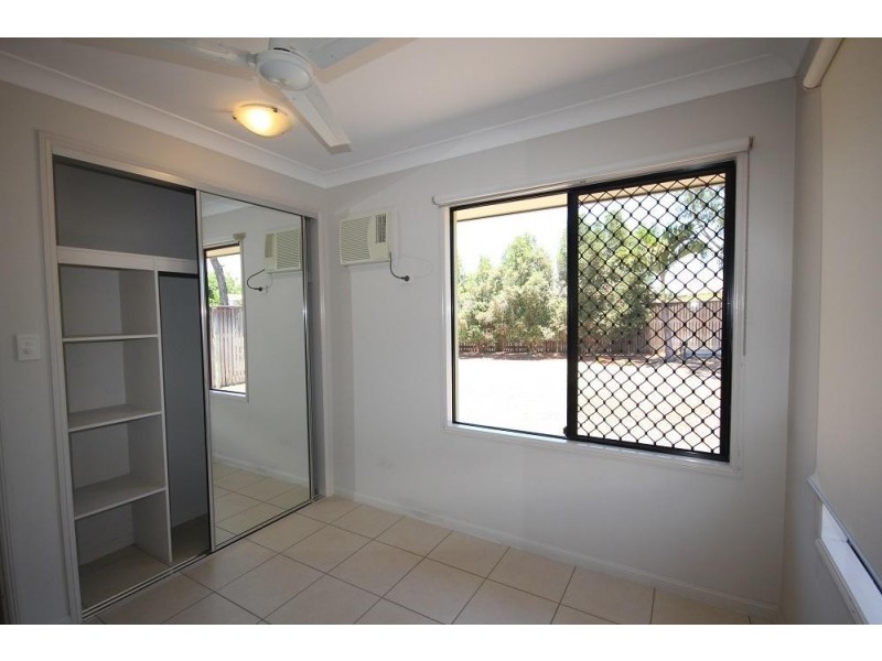 20 Woodwark Drive, Bushland Beach QLD 4818