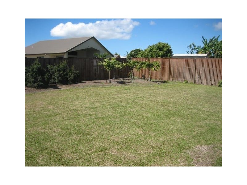 20 Woodwark Drive, Bushland Beach QLD 4818