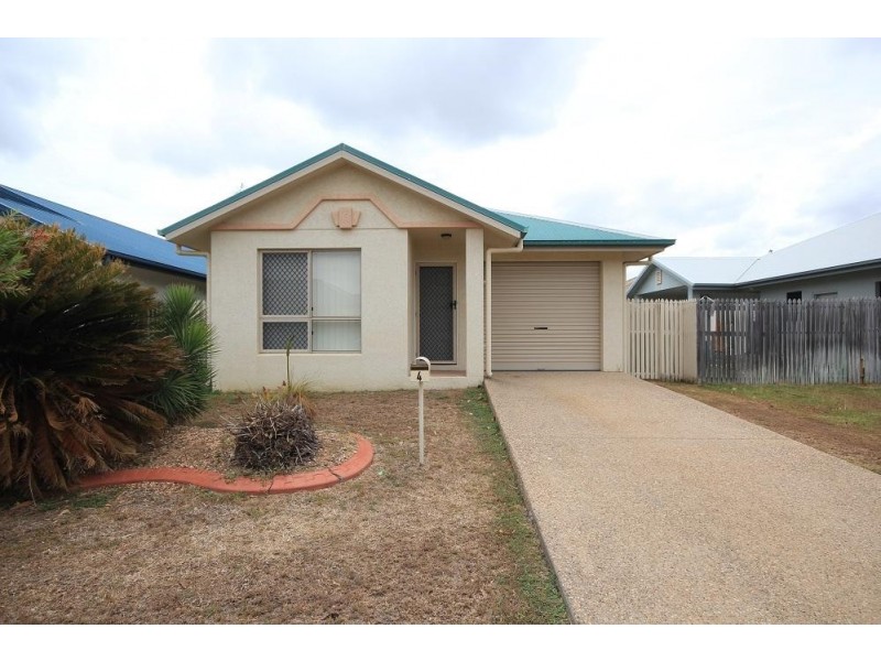 4 Michelia Court, Kirwan QLD 4817