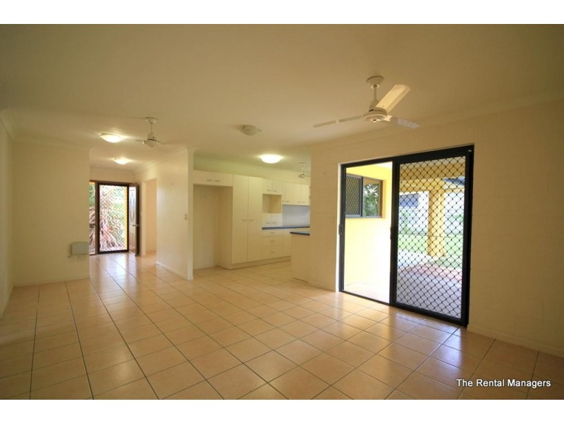 5 Sassafras Court, Bushland Beach QLD 4818