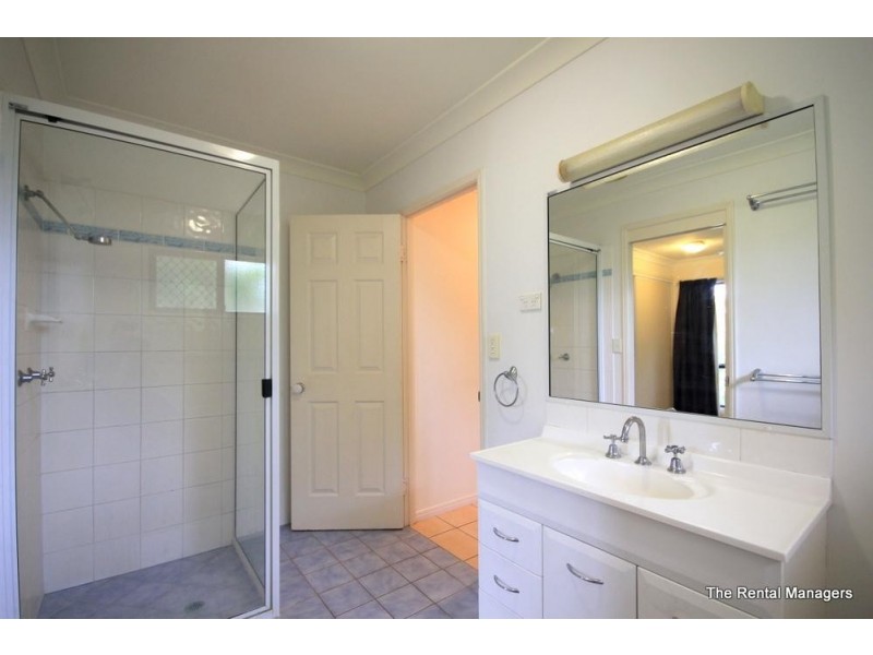 5 Sassafras Court, Bushland Beach QLD 4818