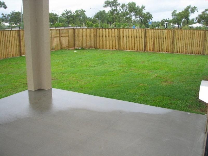 3 Baxendell Place, Bushland Beach QLD 4818