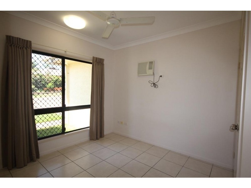 22 Palomar Court, Mount Louisa QLD 4814