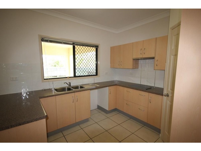 22 Palomar Court, Mount Louisa QLD 4814