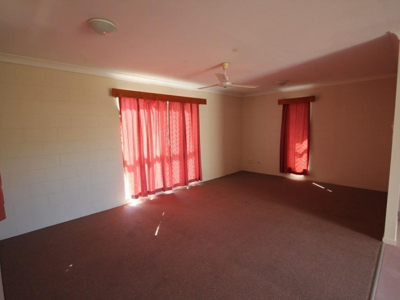 31 Hinchinbrook Drive, Kirwan QLD 4817