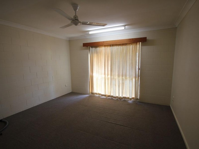 31 Hinchinbrook Drive, Kirwan QLD 4817