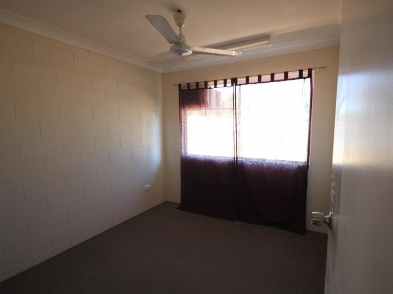 31 Hinchinbrook Drive, Kirwan QLD 4817