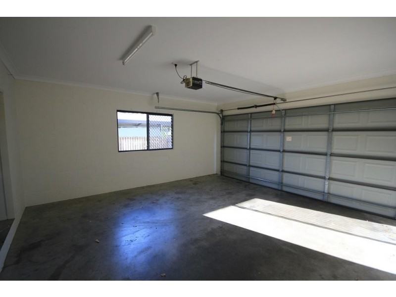 1 Clearwater Court, Bushland Beach QLD 4818