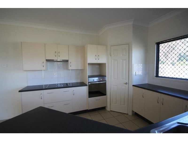 1 Clearwater Court, Bushland Beach QLD 4818