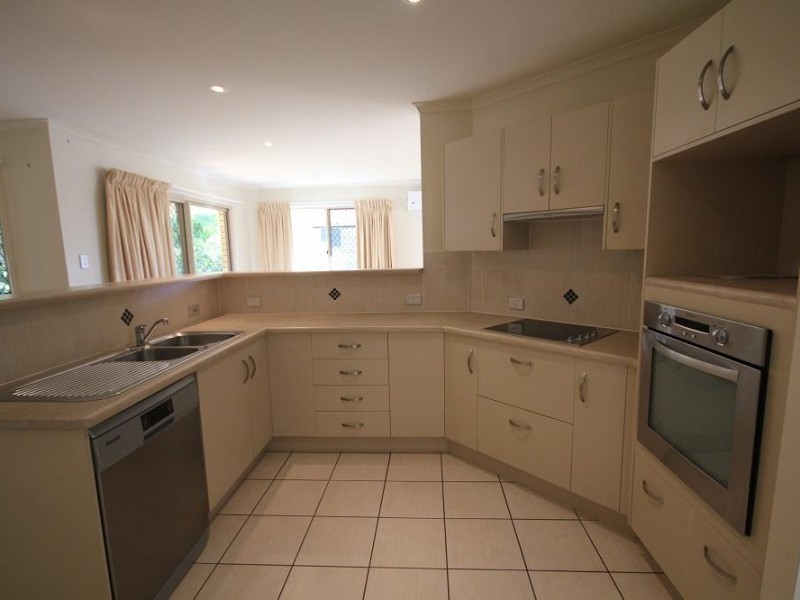 19 Crossman Place, Kirwan QLD 4817