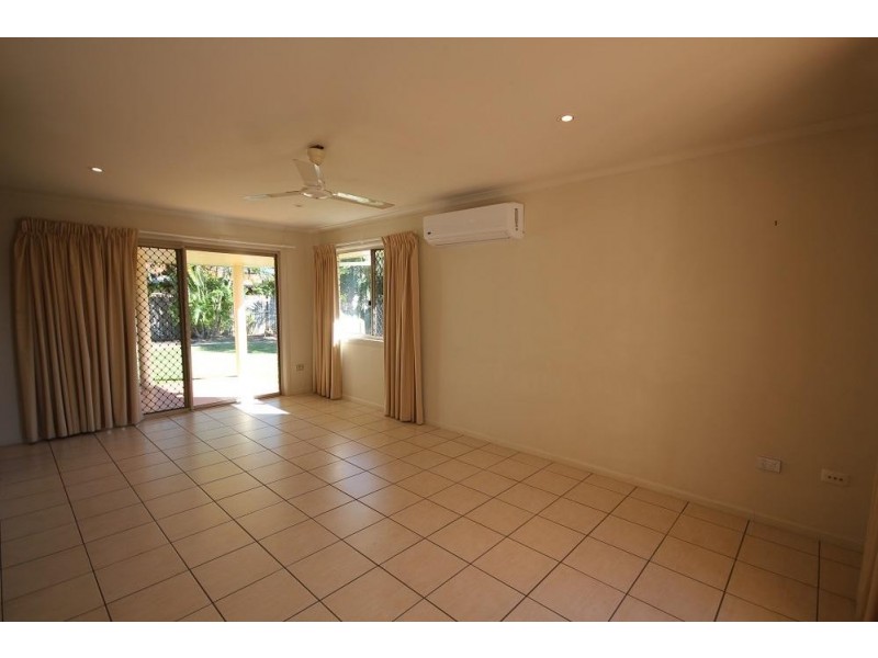 19 Crossman Place, Kirwan QLD 4817