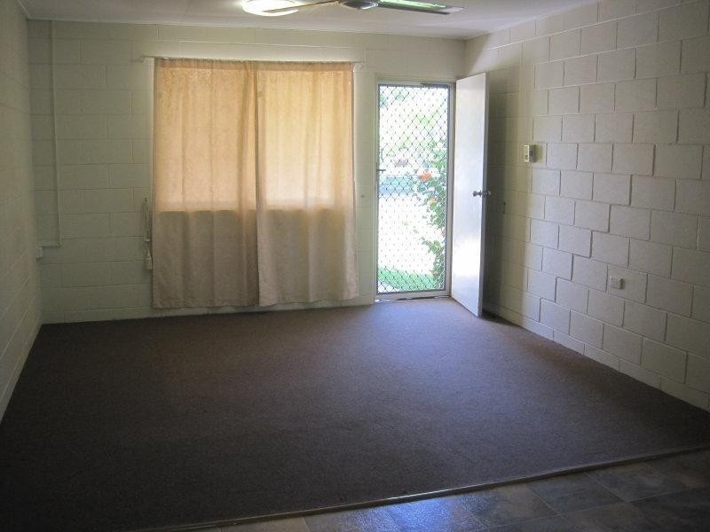 2/94 Bamford Lane, Kirwan QLD 4817