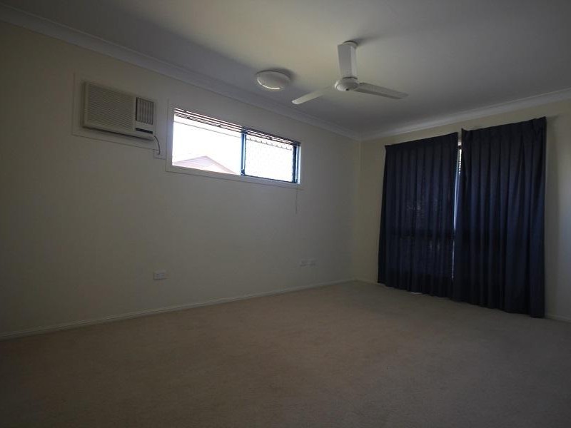 24 Woodwark Drive, Bushland Beach QLD 4818