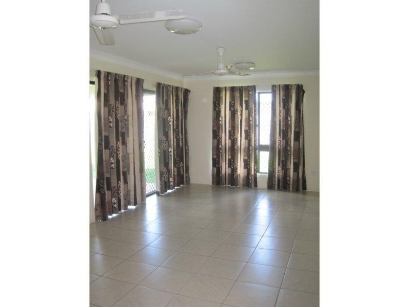 24 Woodwark Drive, Bushland Beach QLD 4818