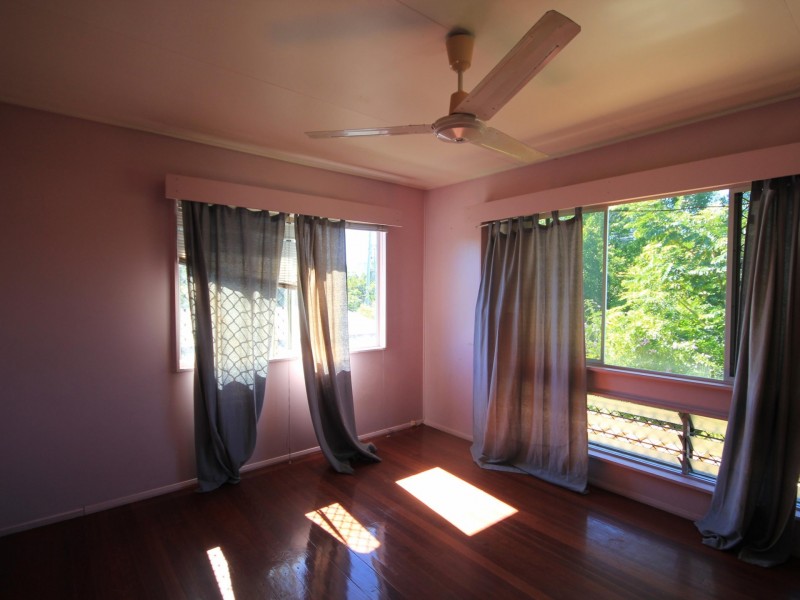 1289 Riverway Drive, Kelso QLD 4815