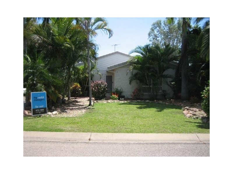 4 Sandalan Court, Bushland Beach QLD 4818