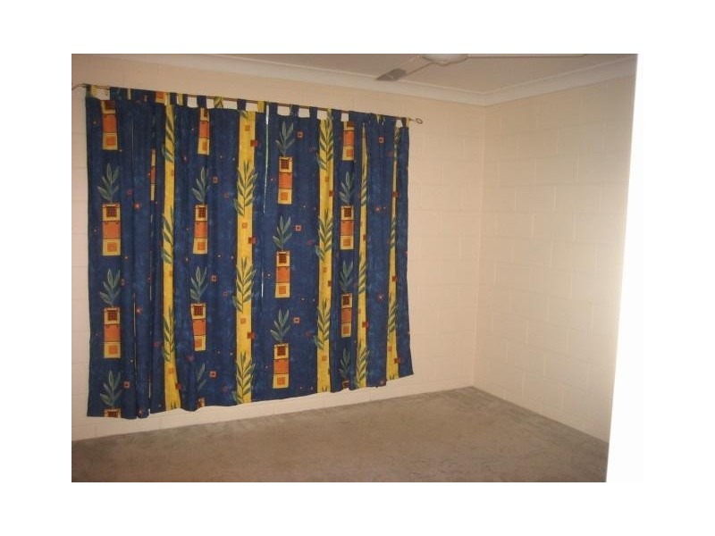 4 Sandalan Court, Bushland Beach QLD 4818