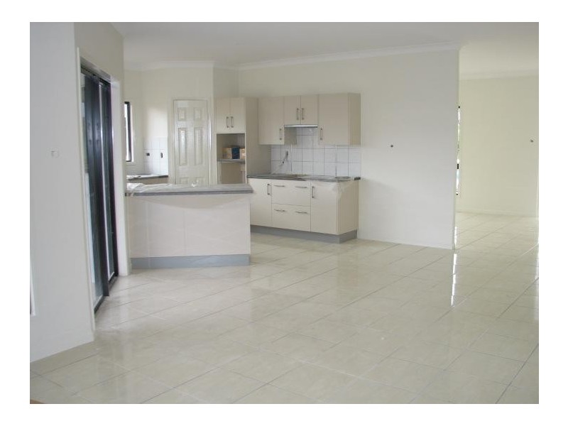 56 Crestbrook Drive, Mount Louisa QLD 4814