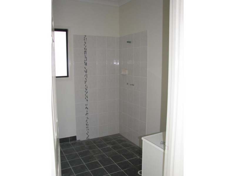 56 Crestbrook Drive, Mount Louisa QLD 4814