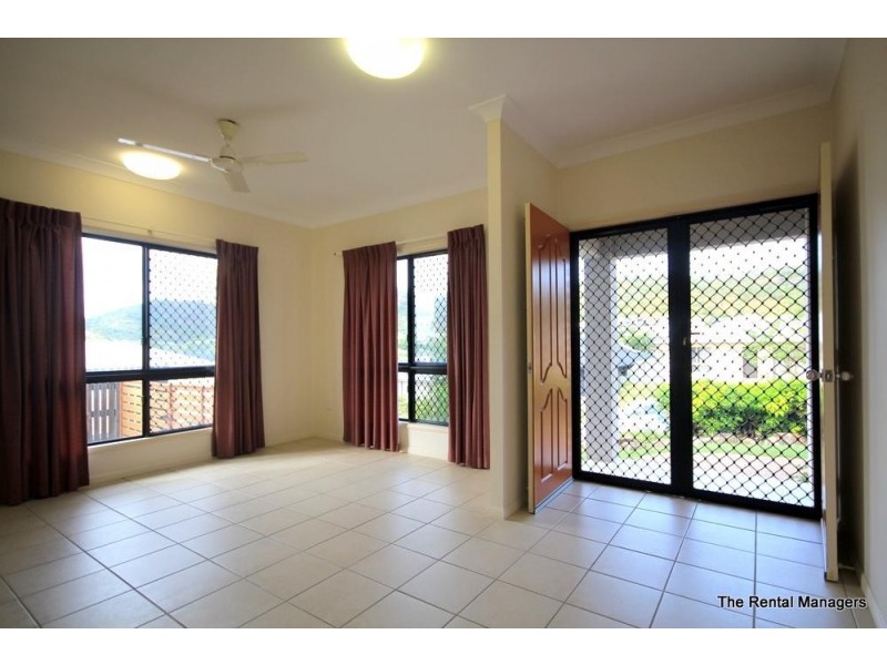 19 Lockyer Place, Mount Louisa QLD 4814