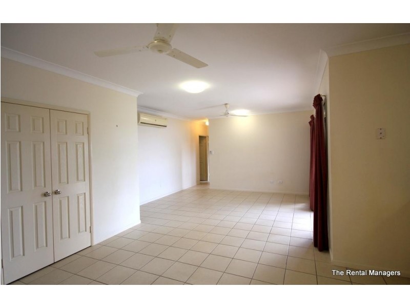 19 Lockyer Place, Mount Louisa QLD 4814