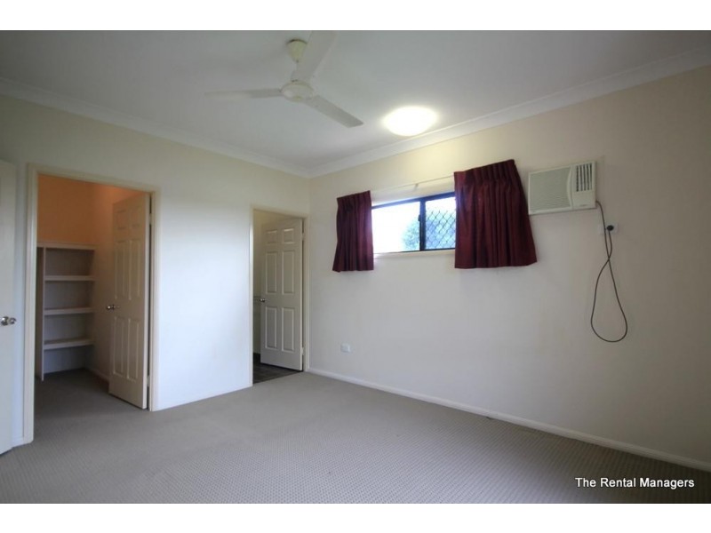 19 Lockyer Place, Mount Louisa QLD 4814
